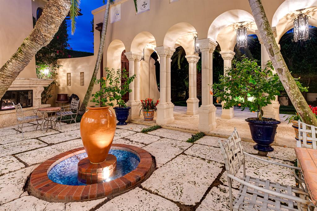 ADAMS CIRCLE - Residential