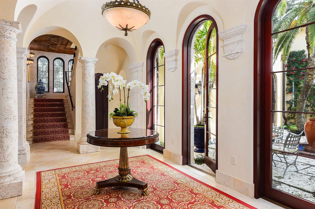 ADAMS CIRCLE - Residential