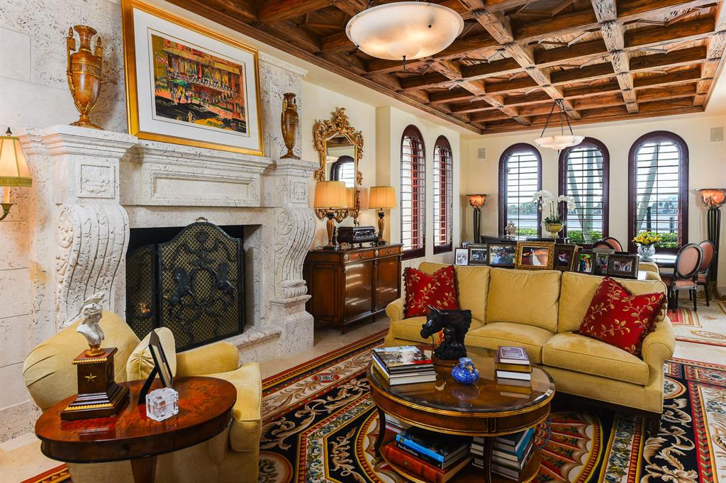 ADAMS CIRCLE - Residential