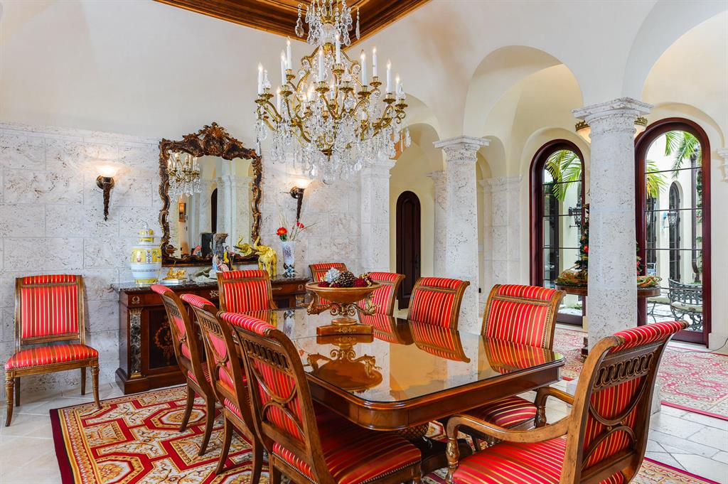 ADAMS CIRCLE - Residential