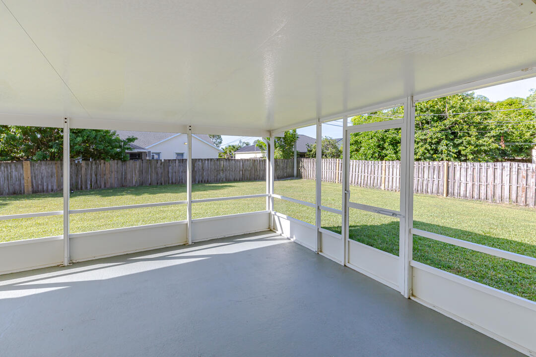 PORT ST LUCIE SECTION 9 - Residential