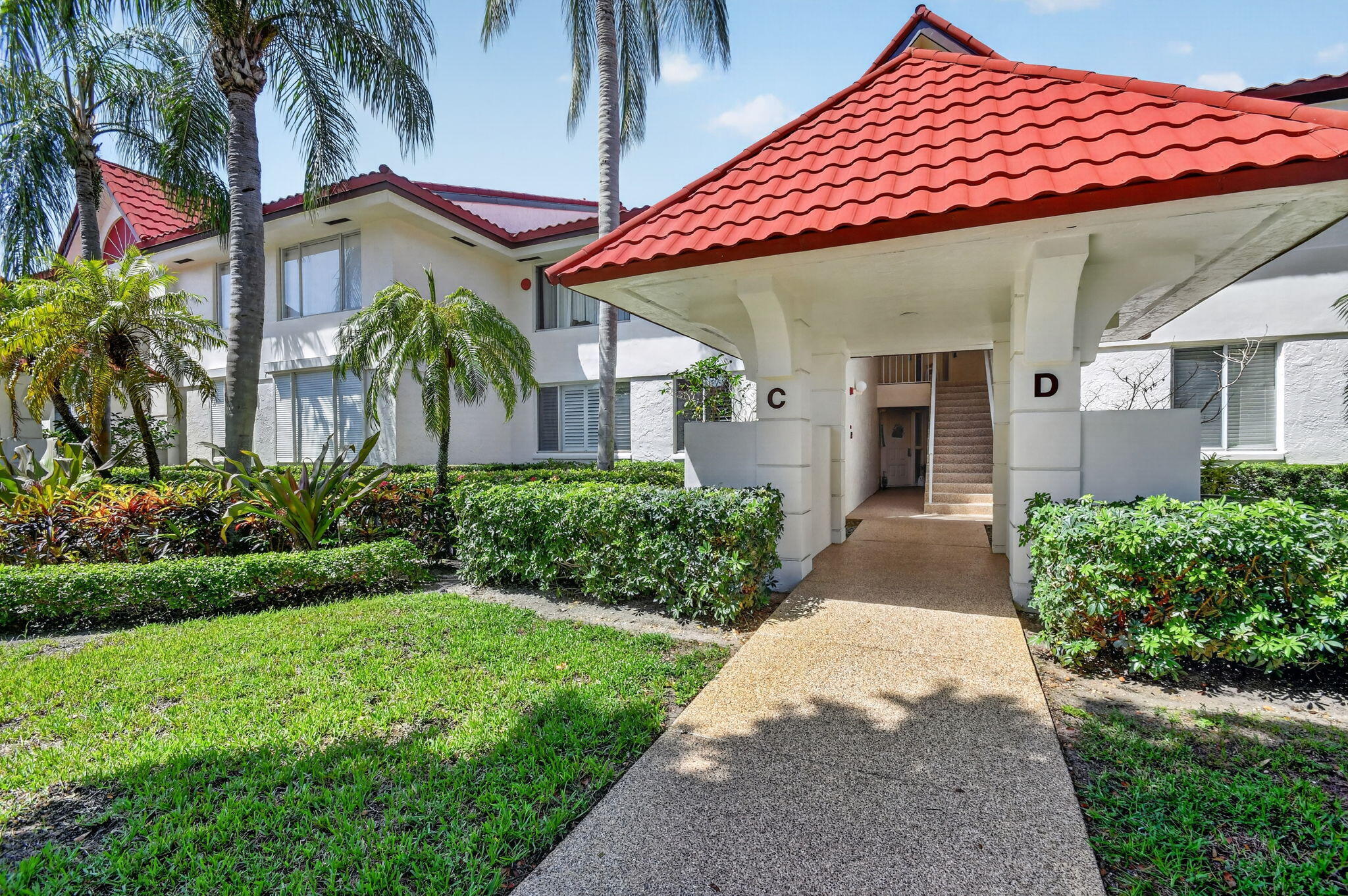 103 Half Moon Circle C1