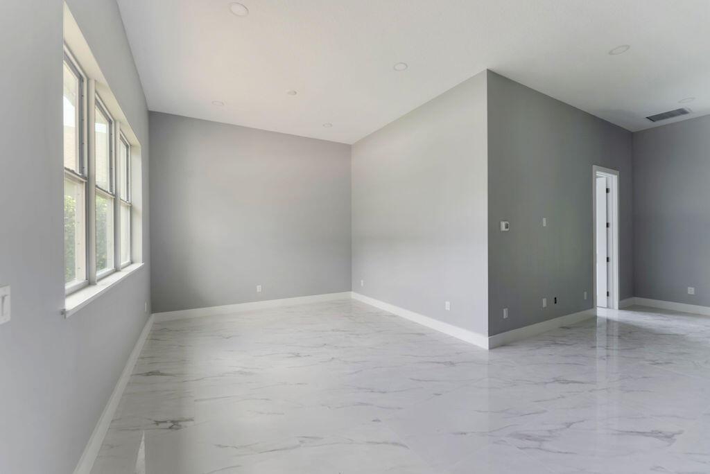 RIVER PLACE ON THE ST LUC - Residential