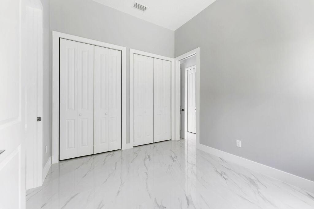 RIVER PLACE ON THE ST LUC - Residential