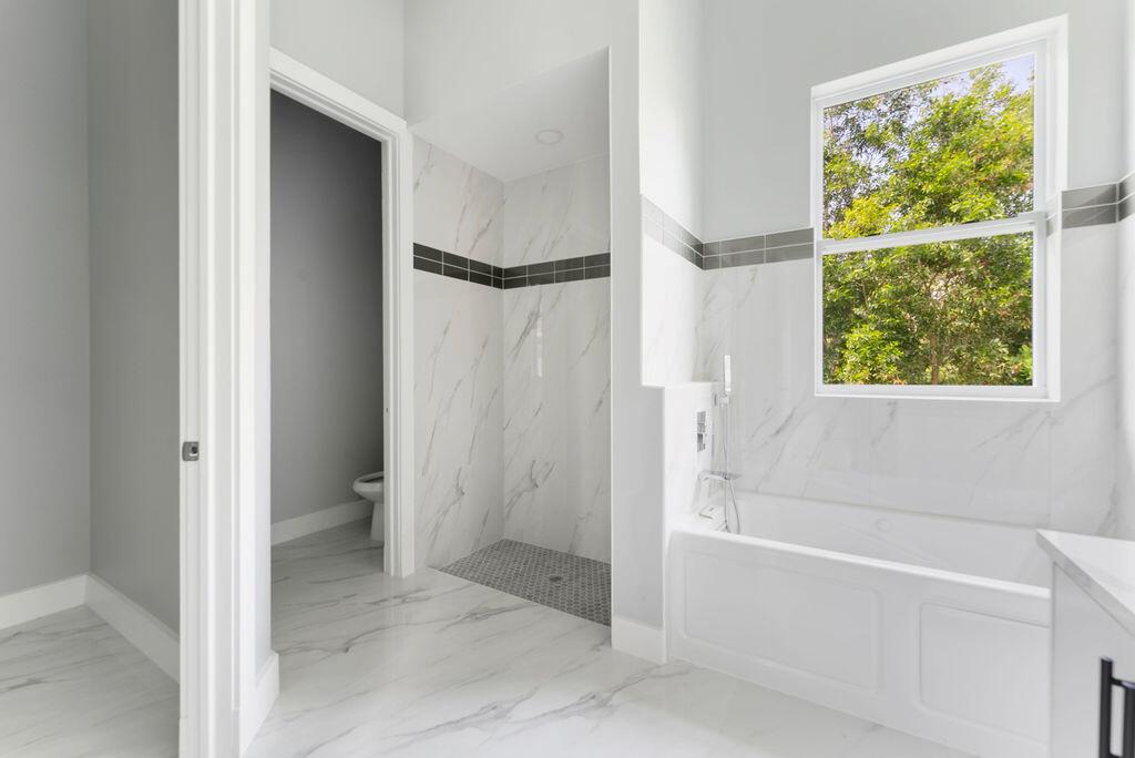 RIVER PLACE ON THE ST LUC - Residential