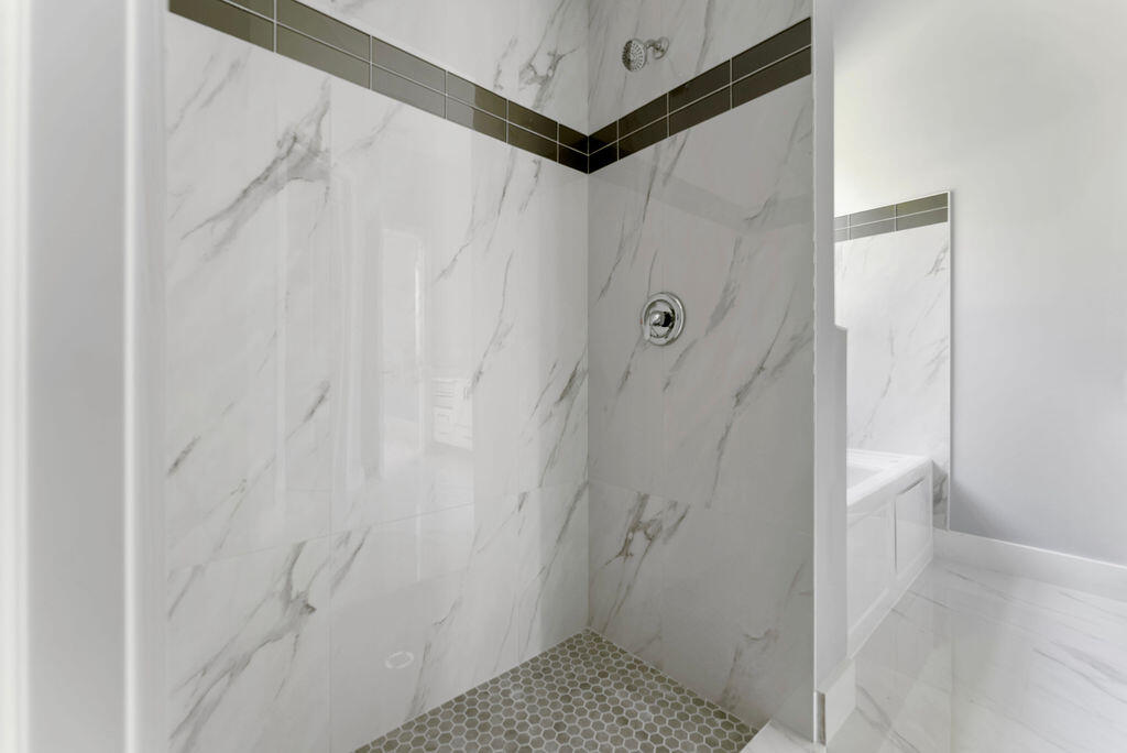 RIVER PLACE ON THE ST LUC - Residential