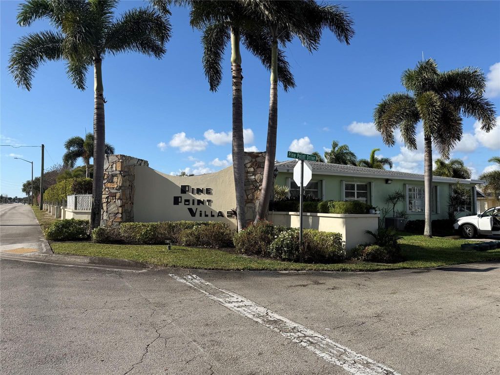 Photo of 3251 Ridge Hill Drive #C, Boynton Beach, FL 33435 (MLS # F10552553)