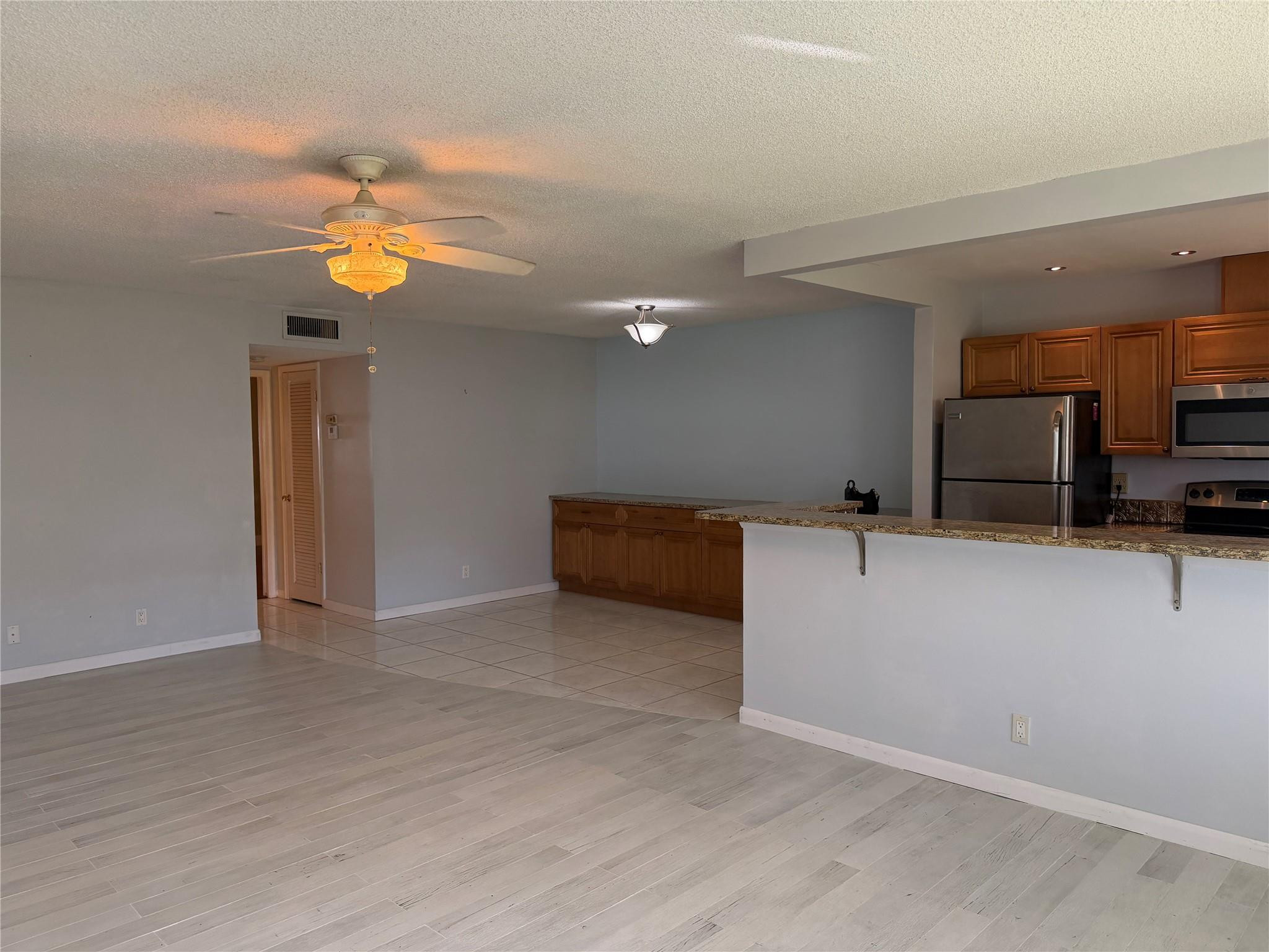 Pine Point Villas - Residential