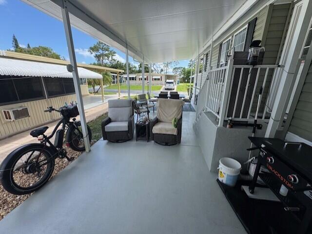 SEA MEADOWS - Residential