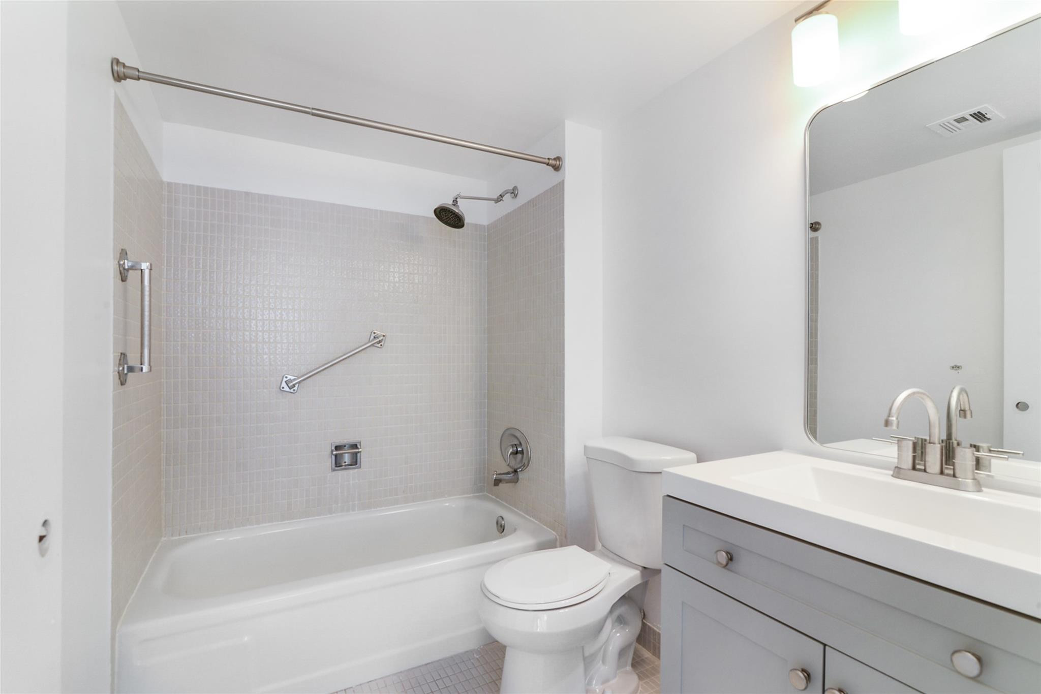 POMPANO BEACH CLUB NORTH - Residential Lease