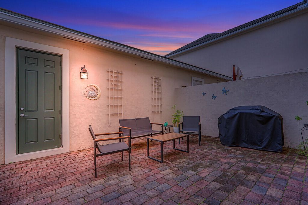 Photo of 709 Dakota Drive, Jupiter, FL 33458 (MLS # B26015304)