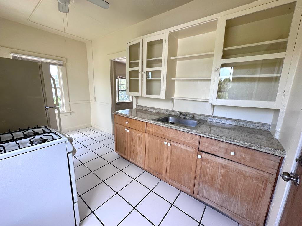 BETHESDA PARK - Residential Lease