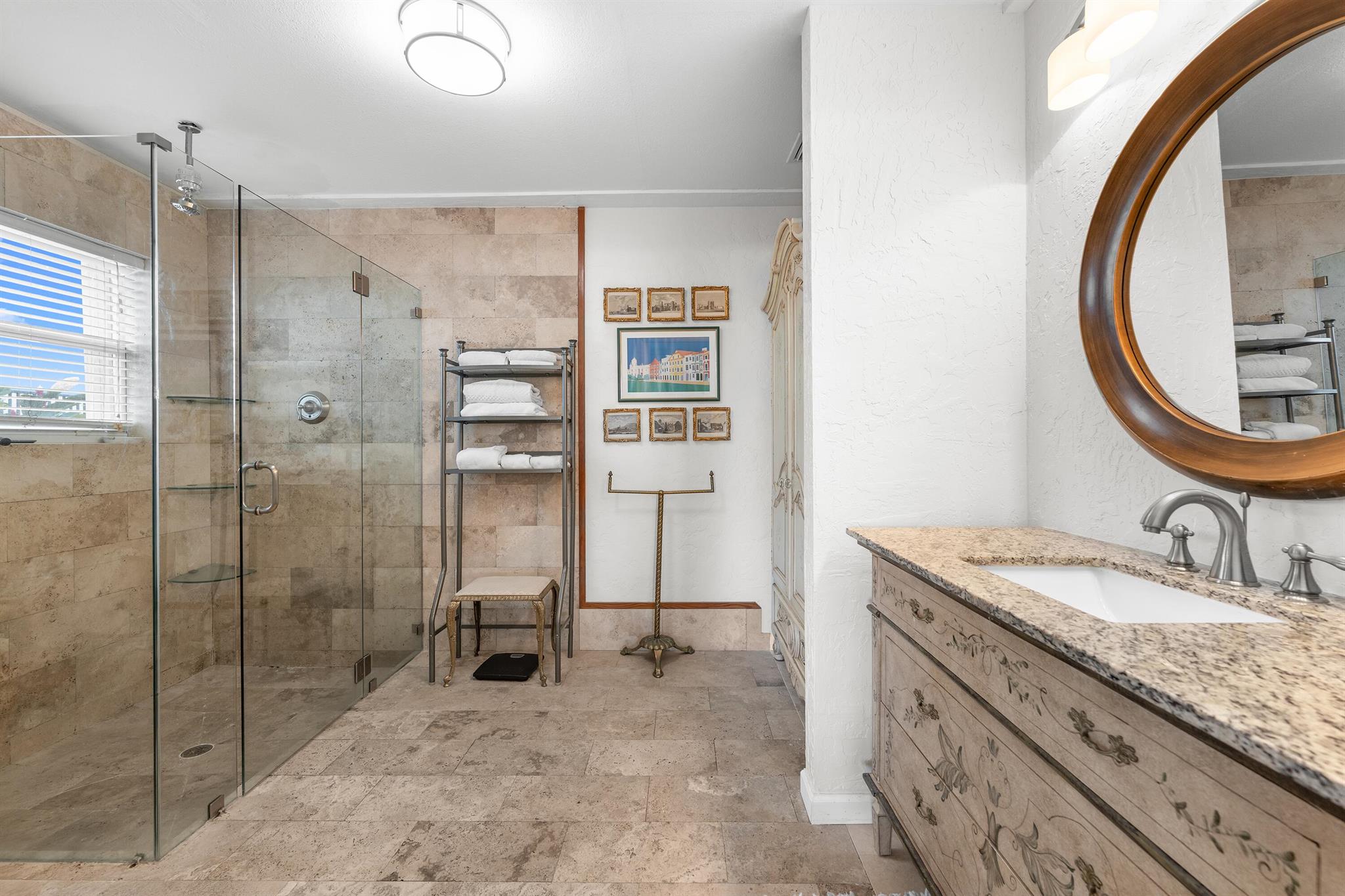 TRADE WINDS ESTATES FIRST - Residential