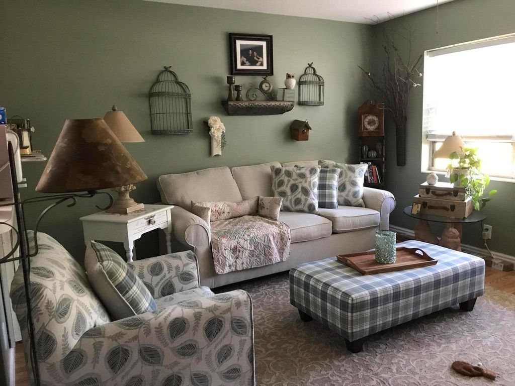 Photo of 122 Easthampton F, West Palm Beach, FL 33417 (MLS # R11082428)