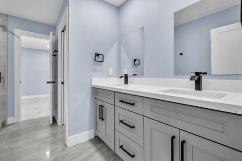 Tiny photo for 5000 ADAMS Street, Hollywood, FL 33021 (MLS # B26088877)