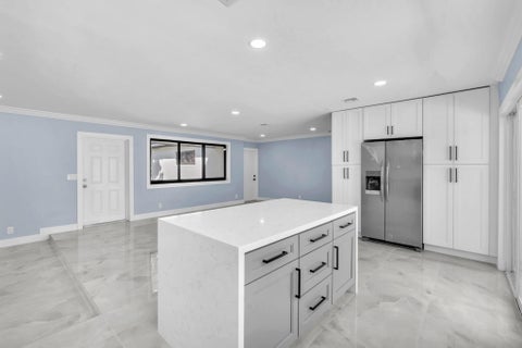 Tiny photo for 5000 ADAMS Street, Hollywood, FL 33021 (MLS # B26088877)