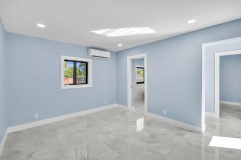 Tiny photo for 5000 ADAMS Street, Hollywood, FL 33021 (MLS # B26088877)