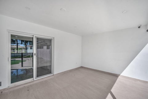 Tiny photo for 5000 ADAMS Street, Hollywood, FL 33021 (MLS # B26088877)
