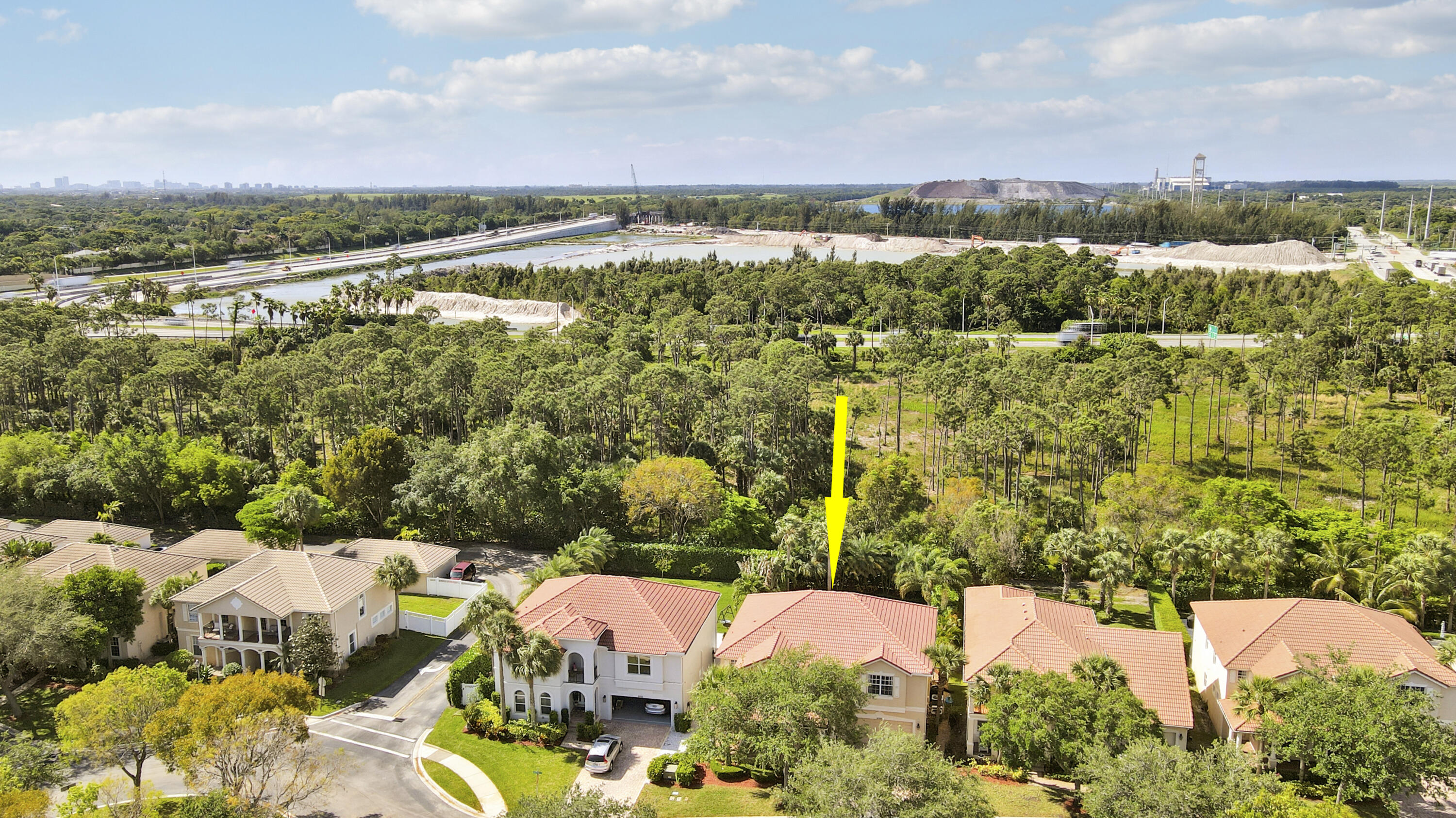 GABLES AT NORTHLAKE 1 - Residential