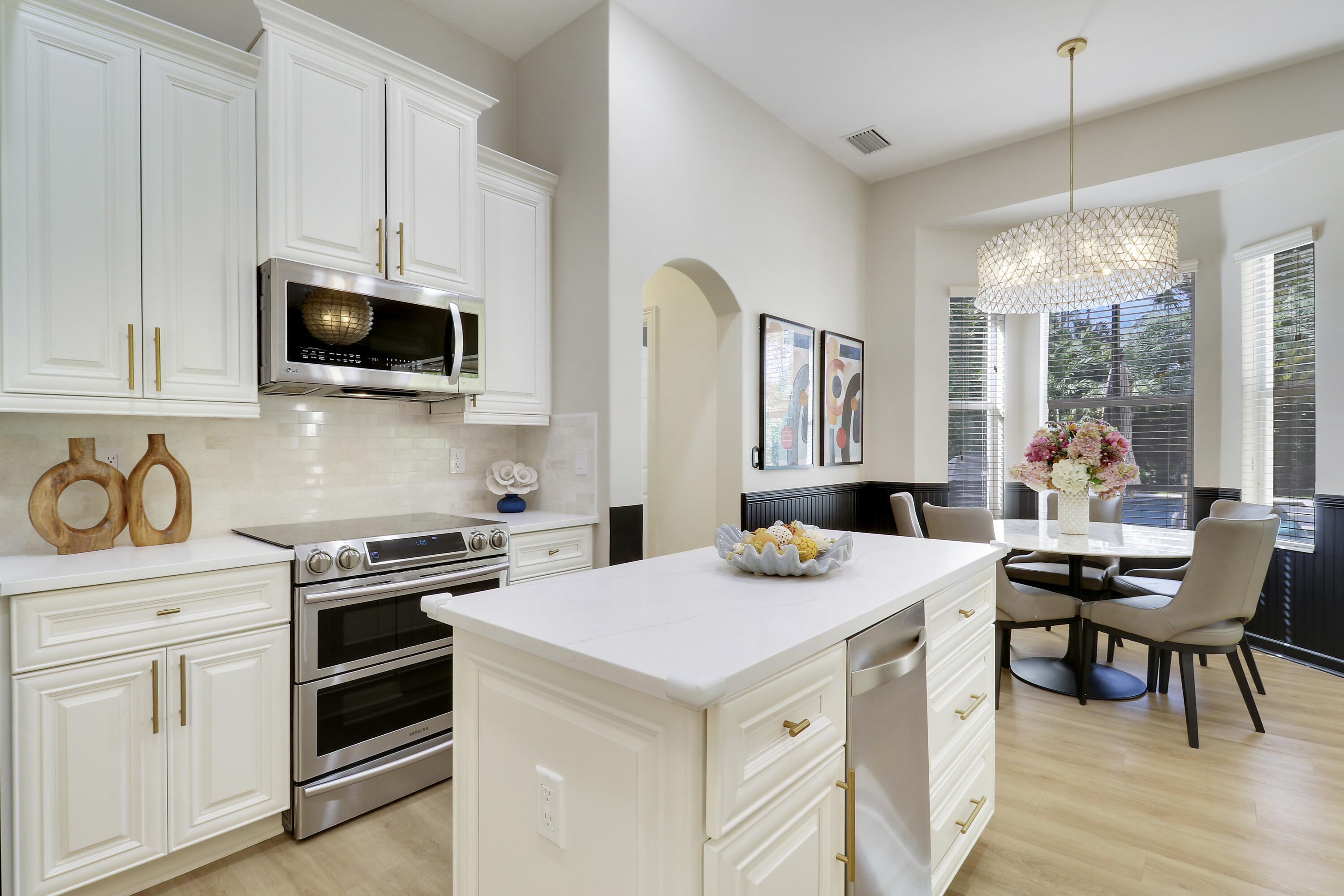 GABLES AT NORTHLAKE 1 - Residential