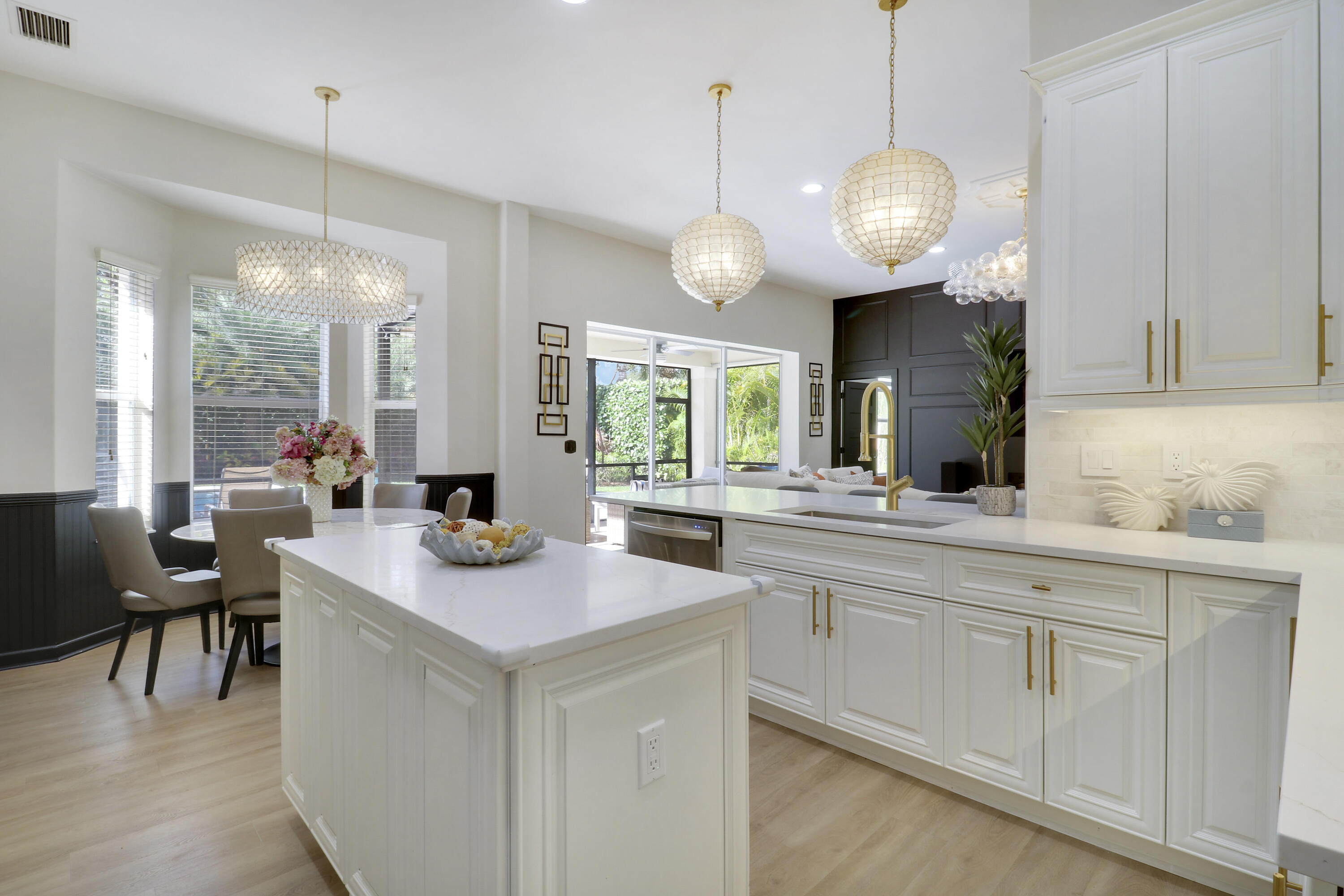 GABLES AT NORTHLAKE 1 - Residential