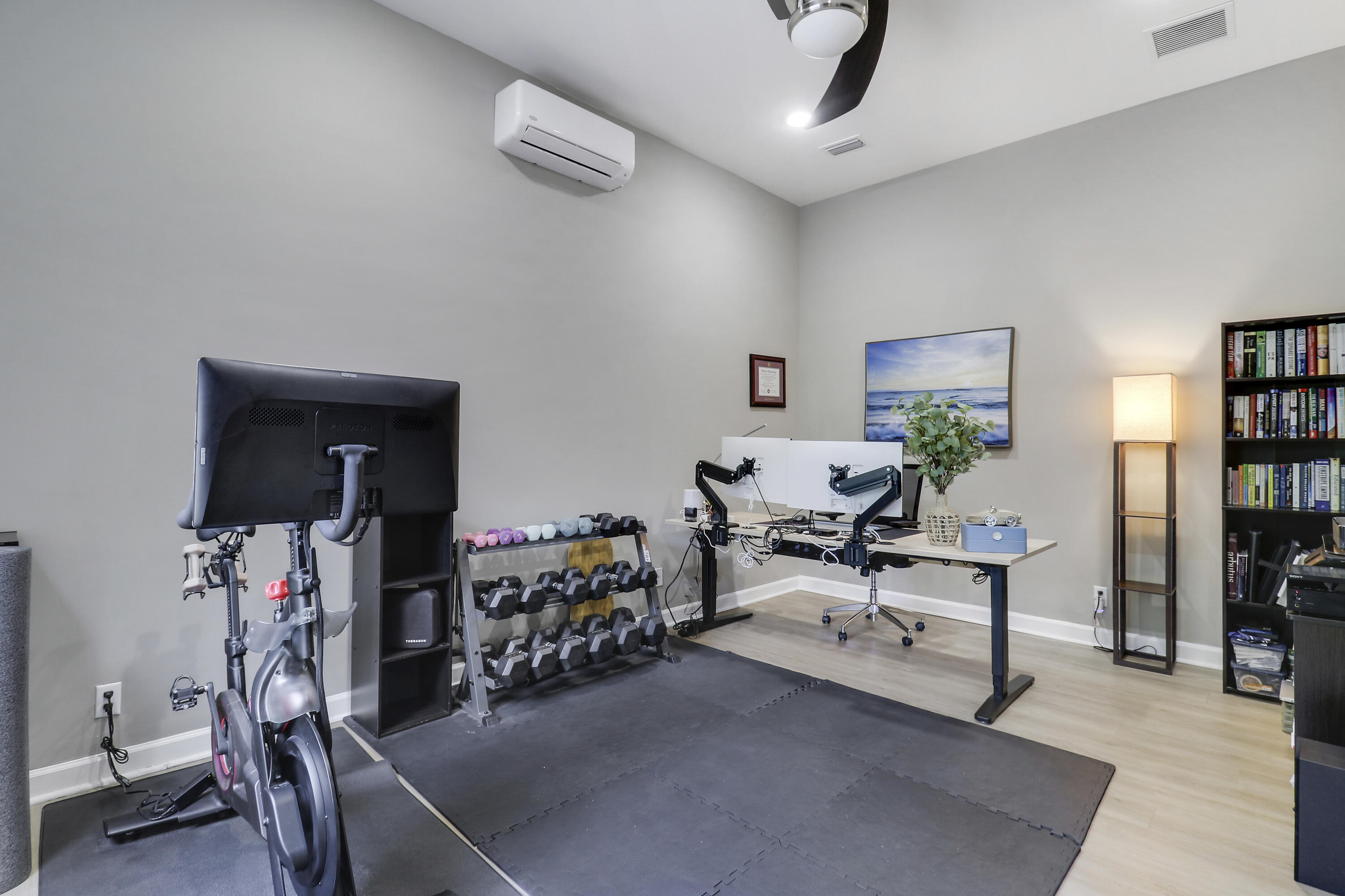 GABLES AT NORTHLAKE 1 - Residential