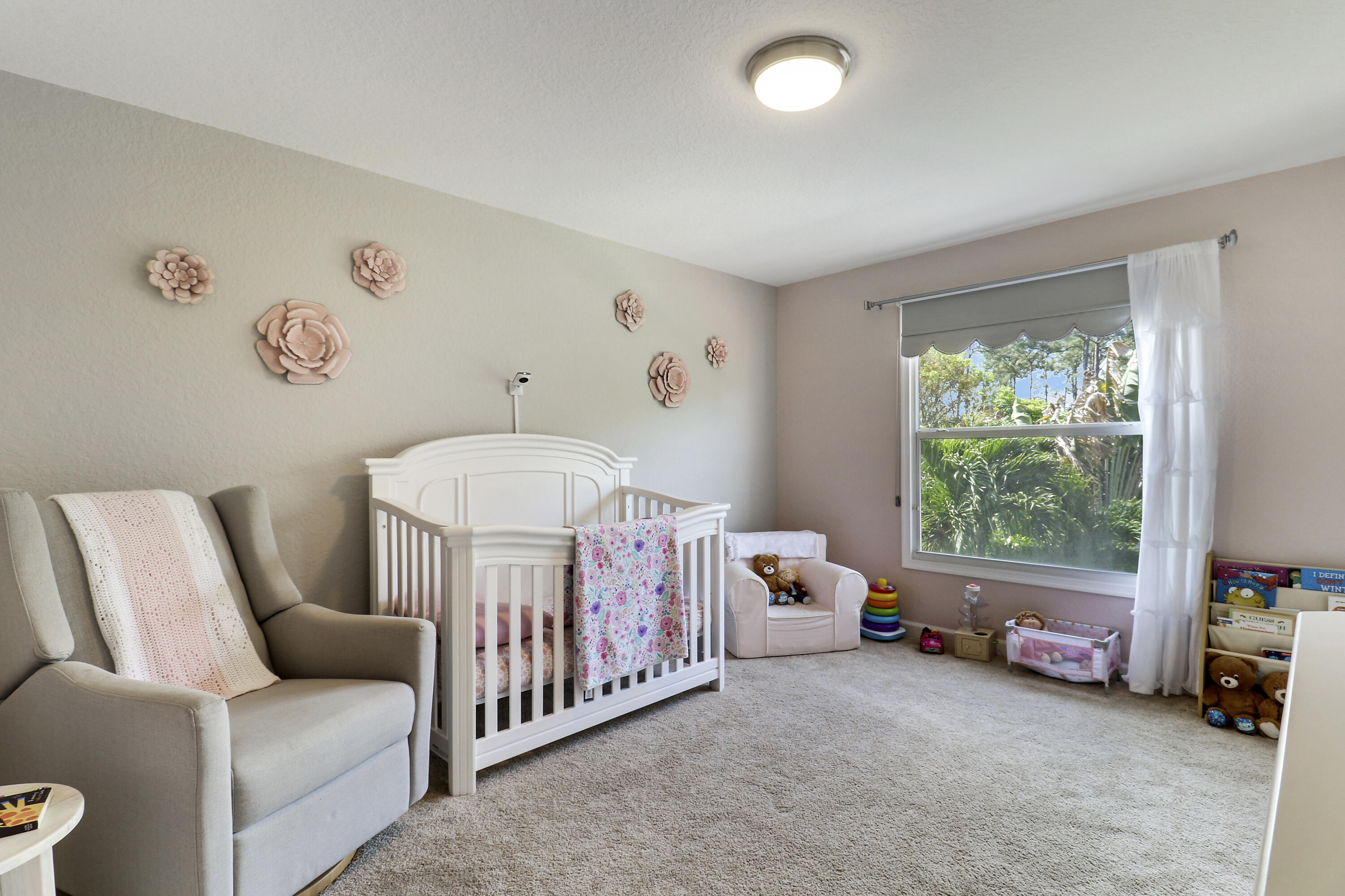 GABLES AT NORTHLAKE 1 - Residential