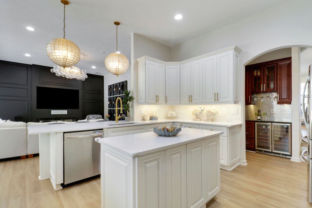 Photo of 8088 Bautista Way, Palm Beach Gardens, FL 33418 (MLS # B26019047)