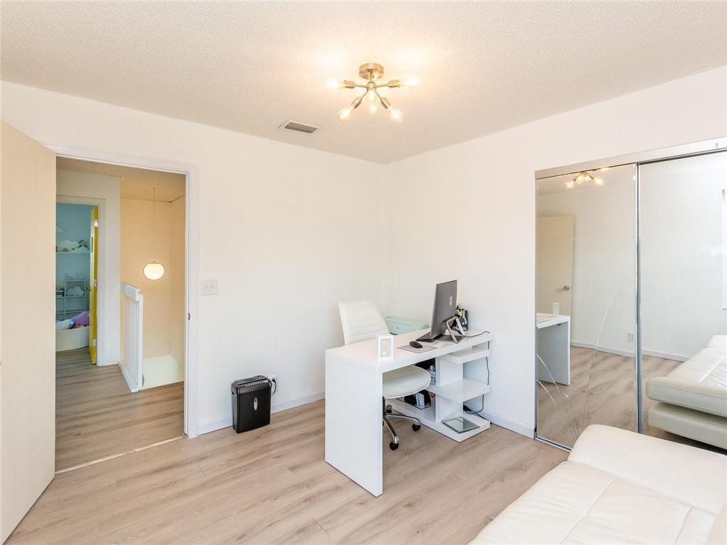 SILVER LAKES PHASE III 15 - Residential