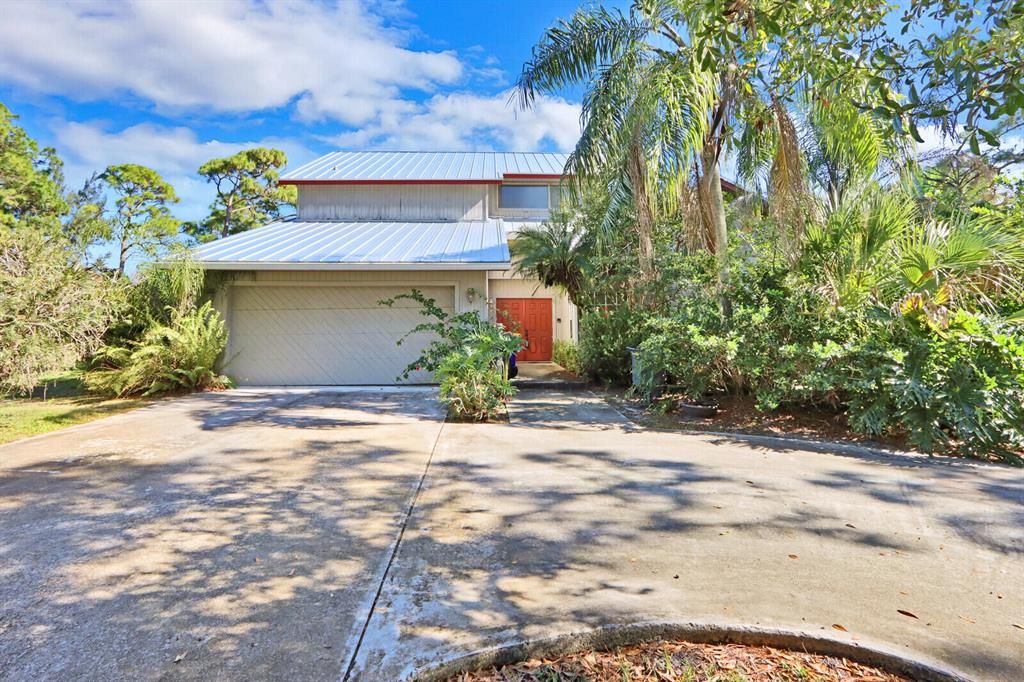 Photo of 5632 SW Landing Creek Drive, Palm City, FL 34990 (MLS # R10762529)