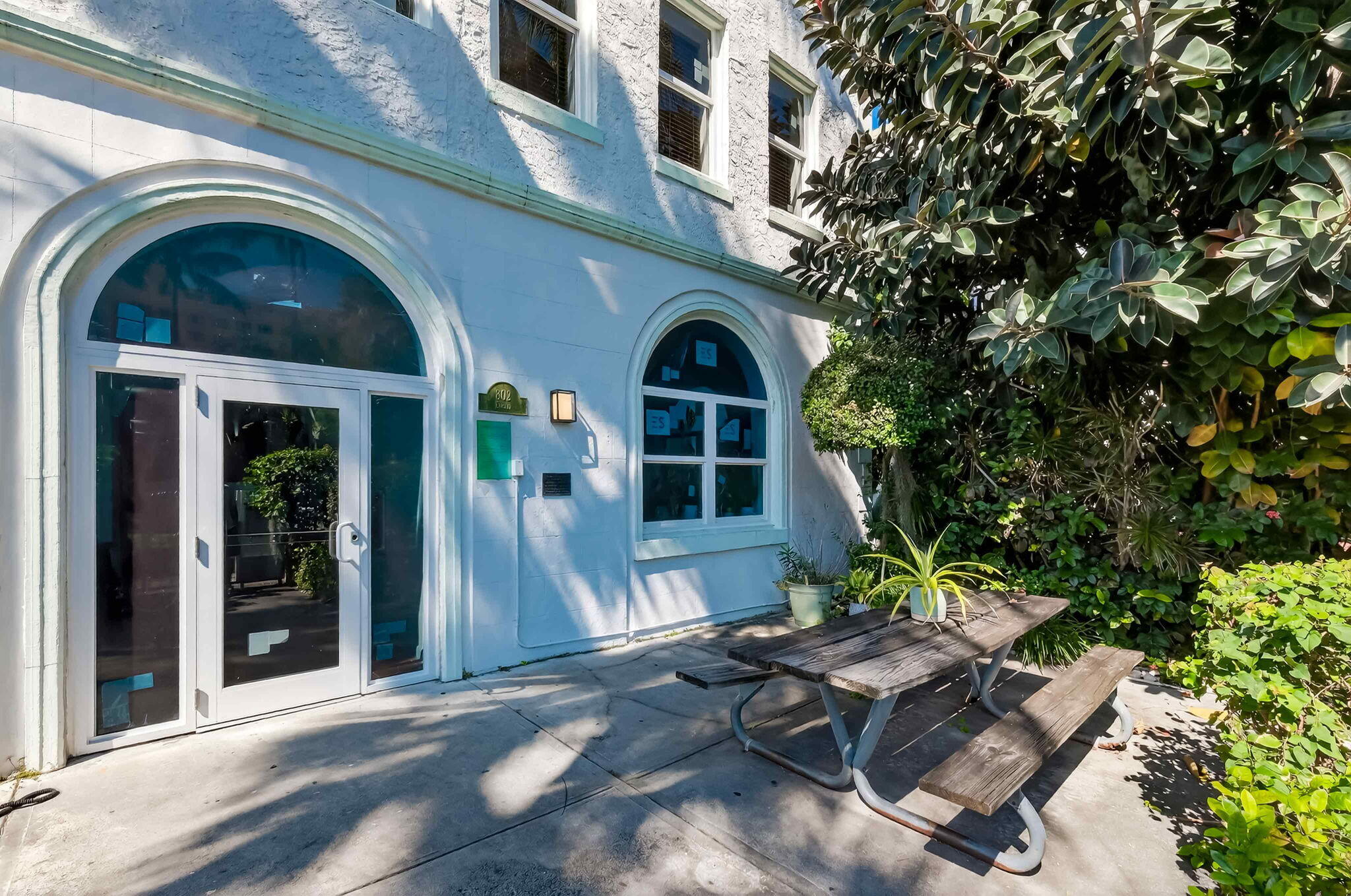 802 Euclid Avenue 104