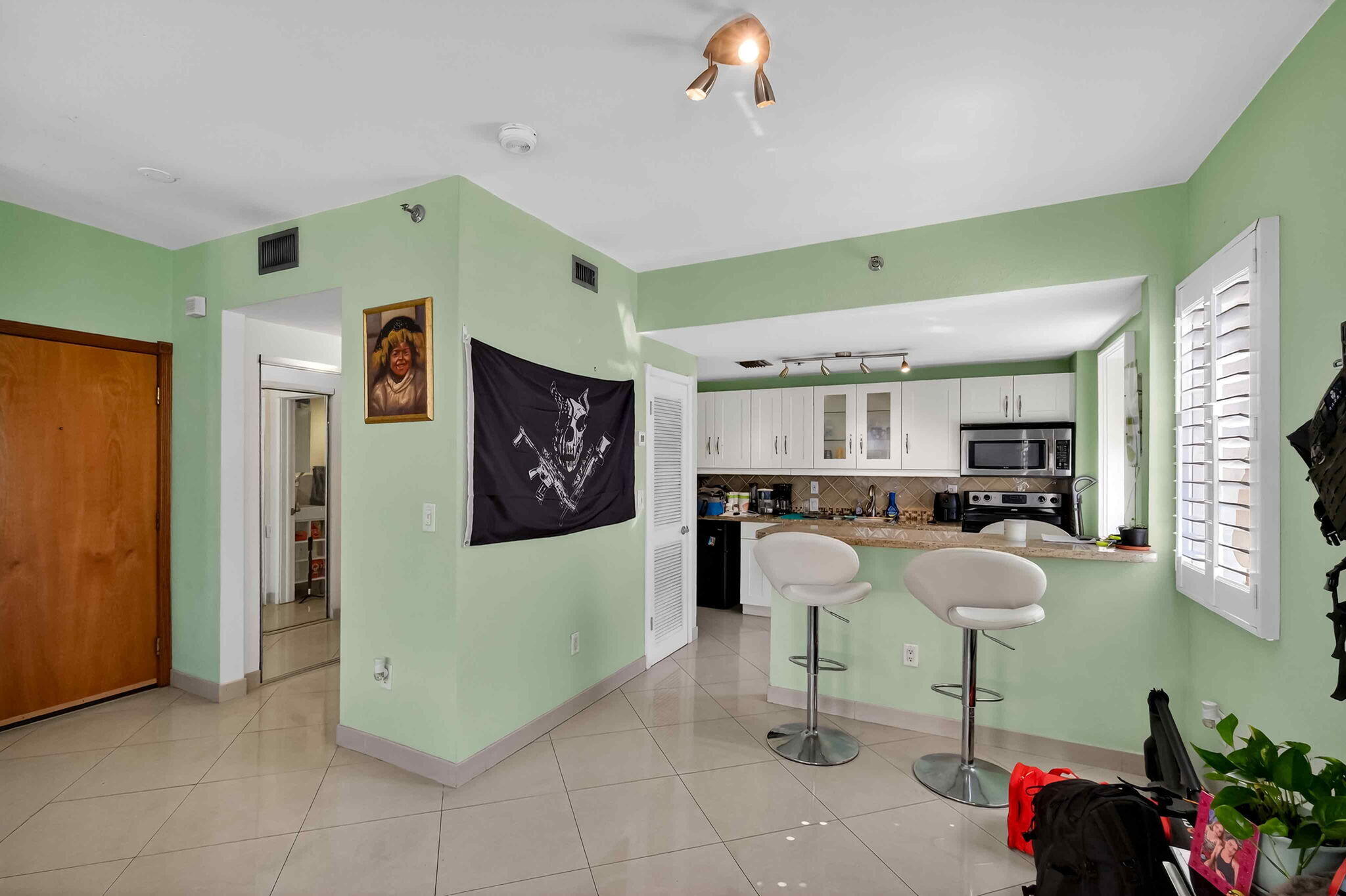 THE LEXINGTON EUCLID CONDO - Residential