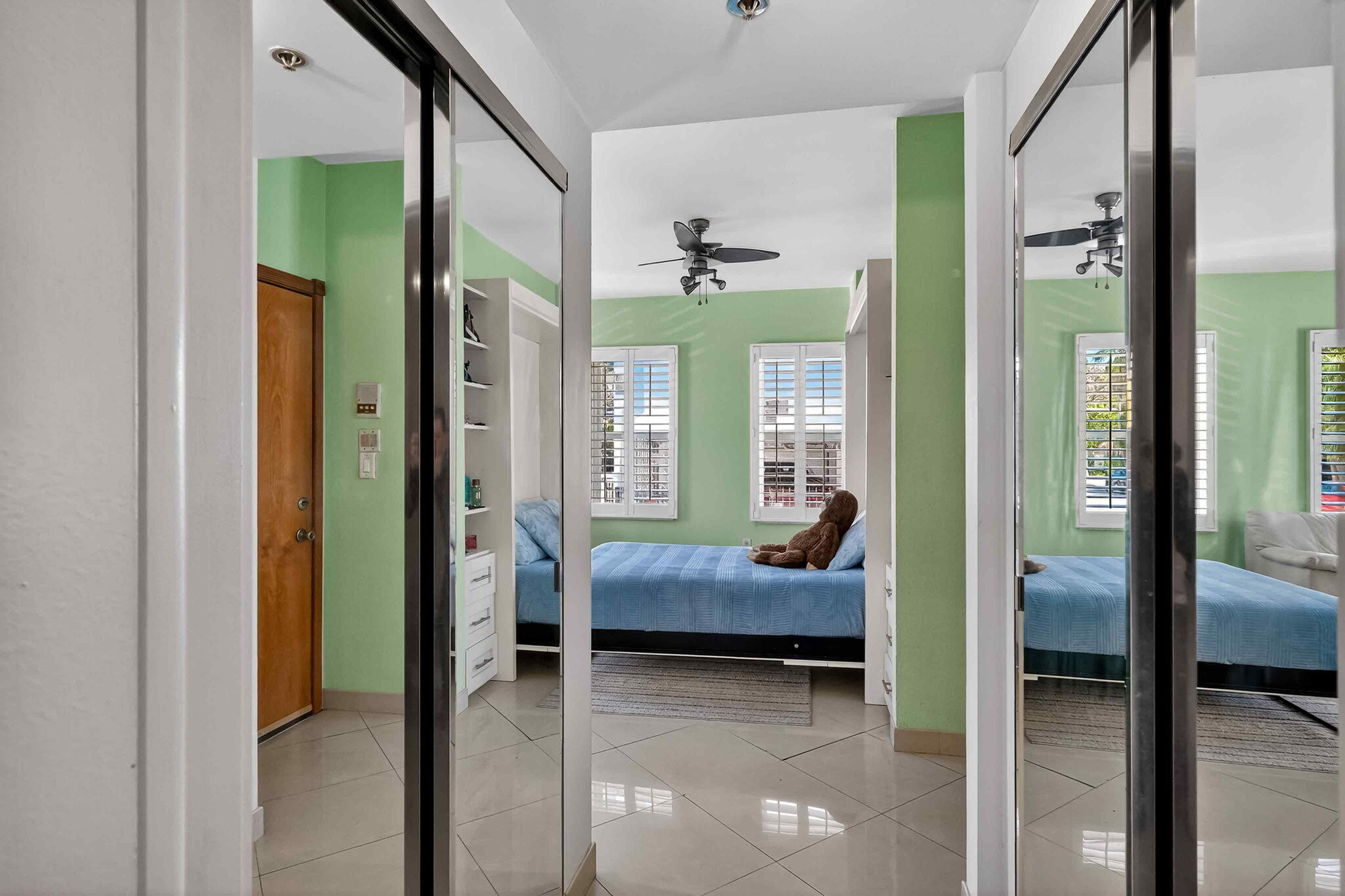 THE LEXINGTON EUCLID CONDO - Residential