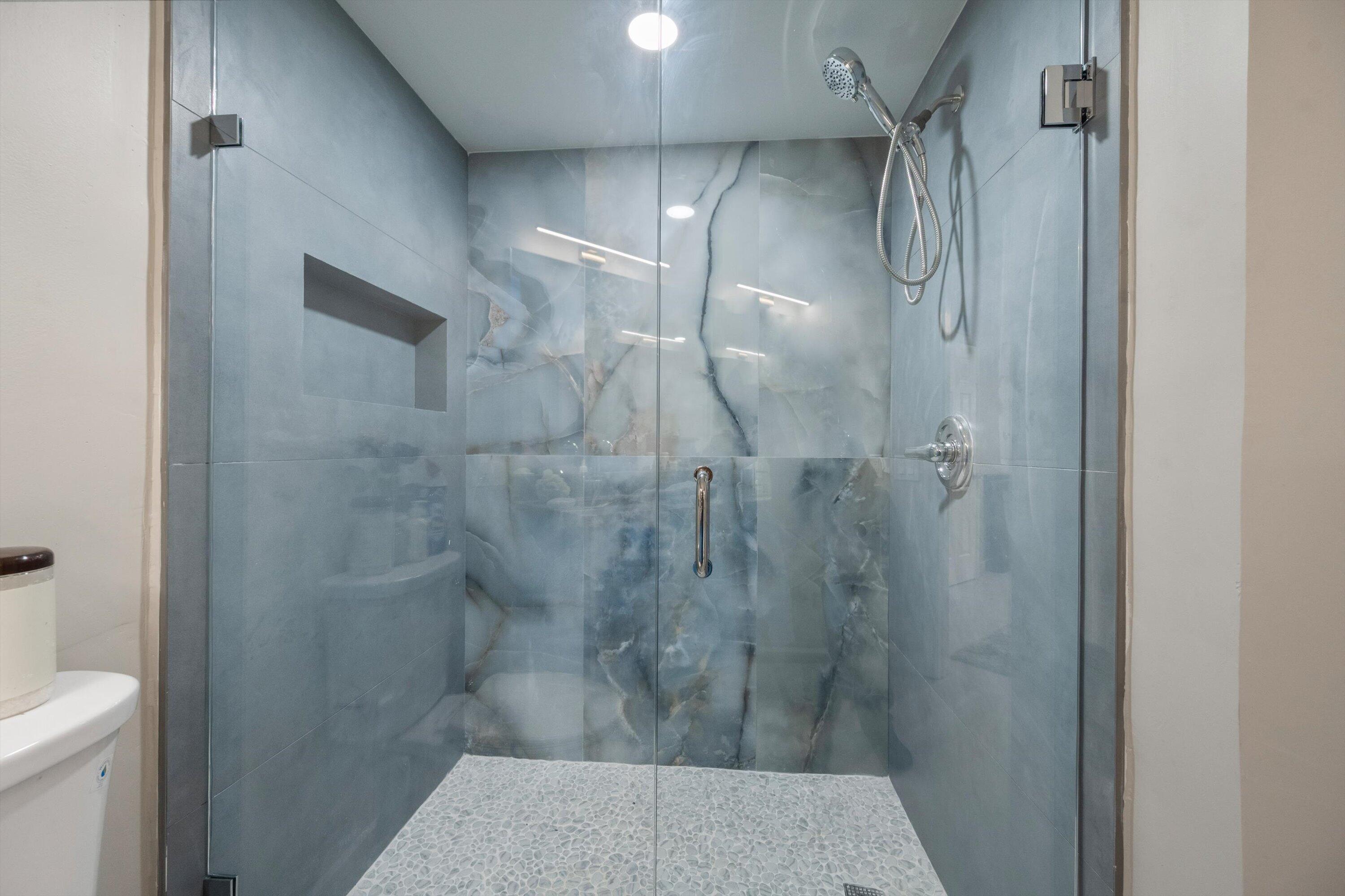 WINCHESTER COURT - Residential