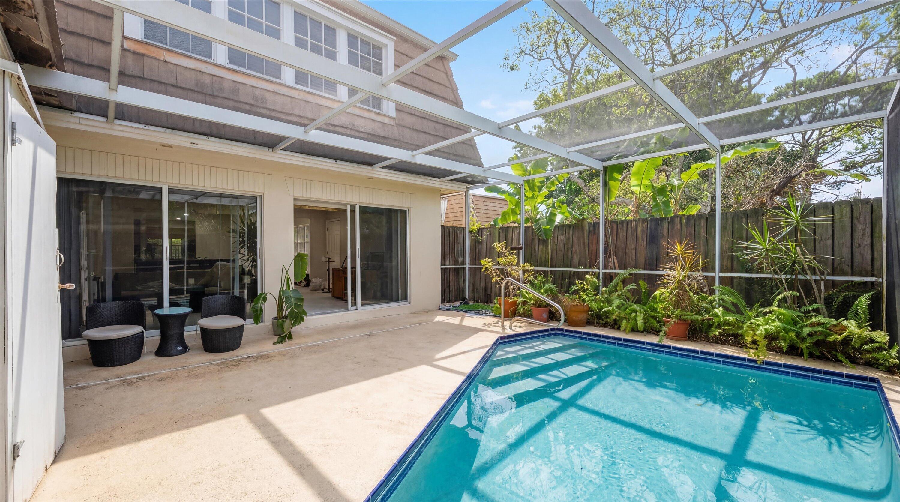 WINCHESTER COURT - Residential