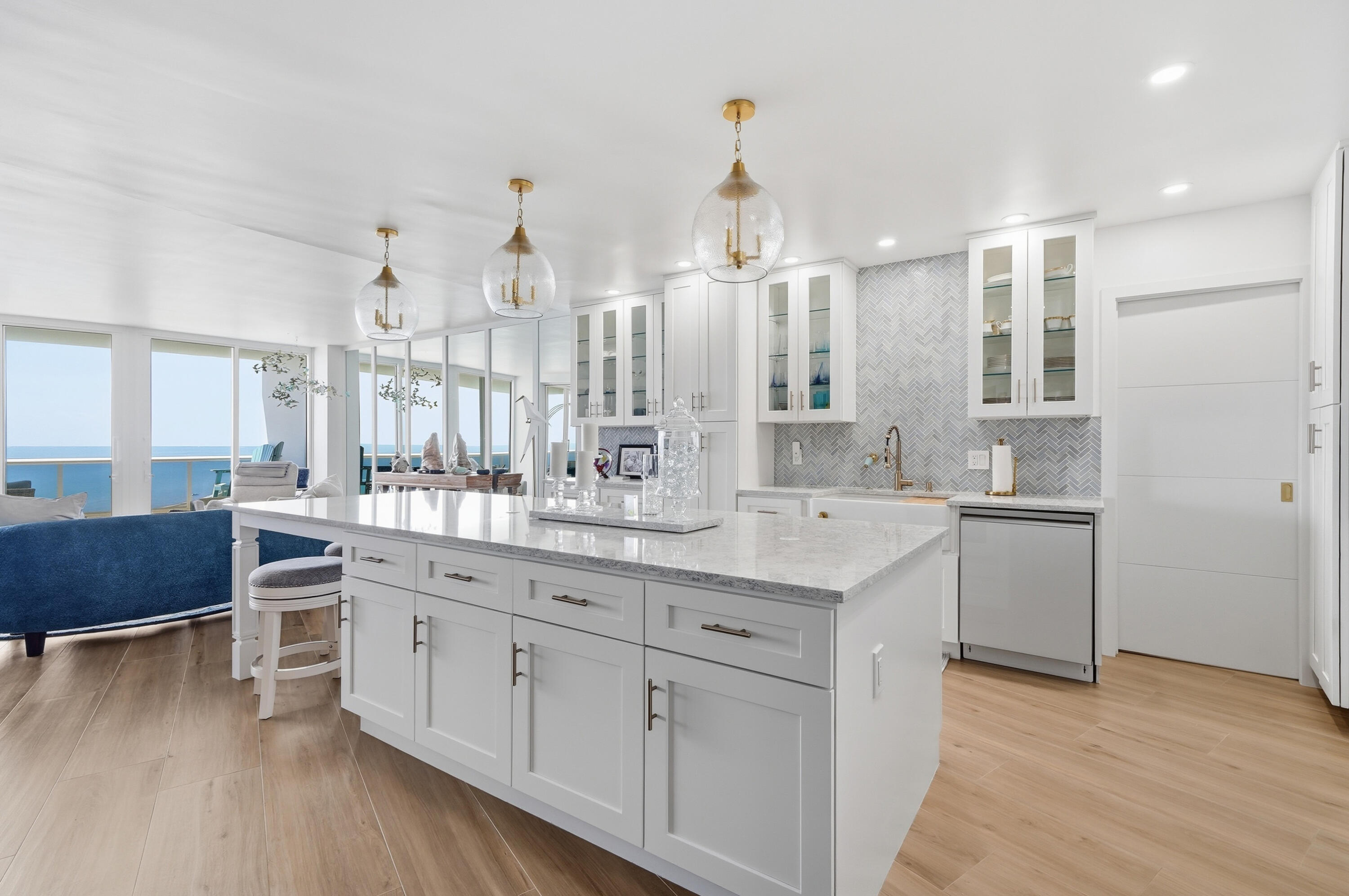 700 S Ocean Boulevard 803