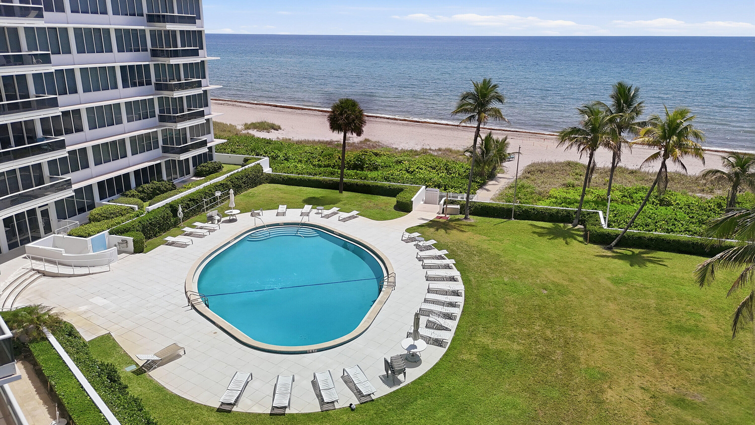 SABAL POINT APTS CONDO - Residential