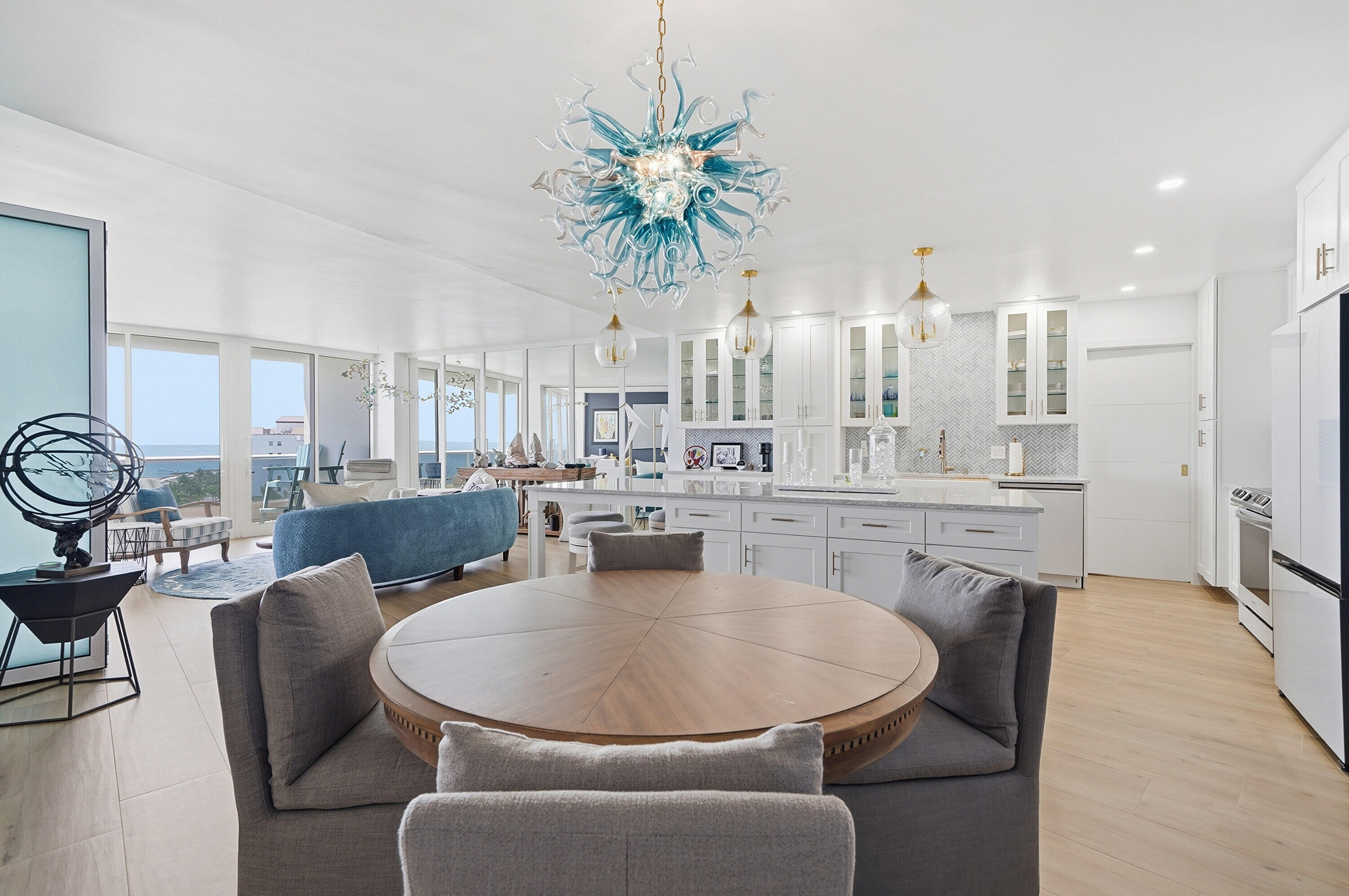 700 S Ocean Boulevard 803