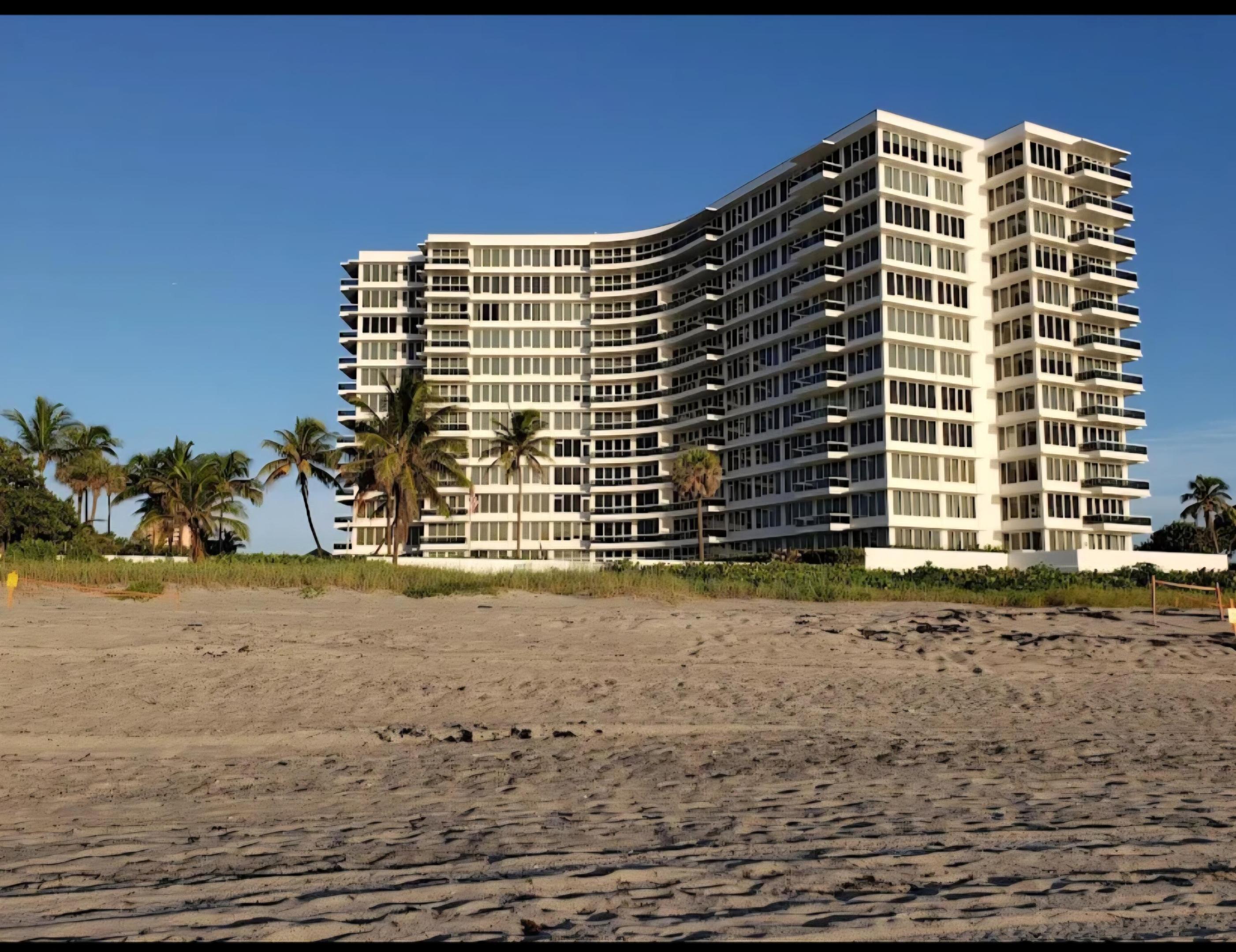 SABAL POINT APTS CONDO - Residential