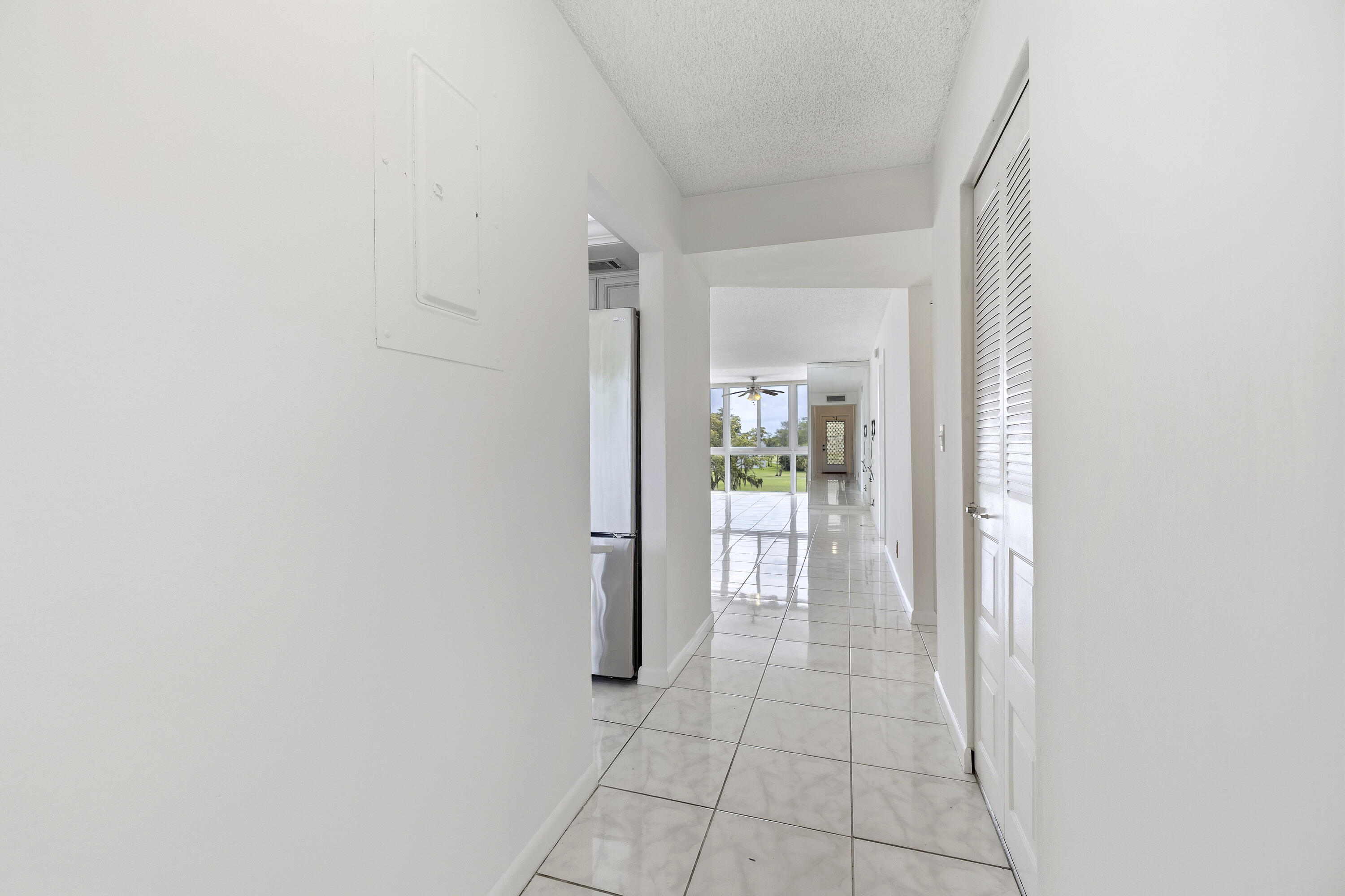 3 OF PALM SPRINGS 2 CONDO - Residential Lease