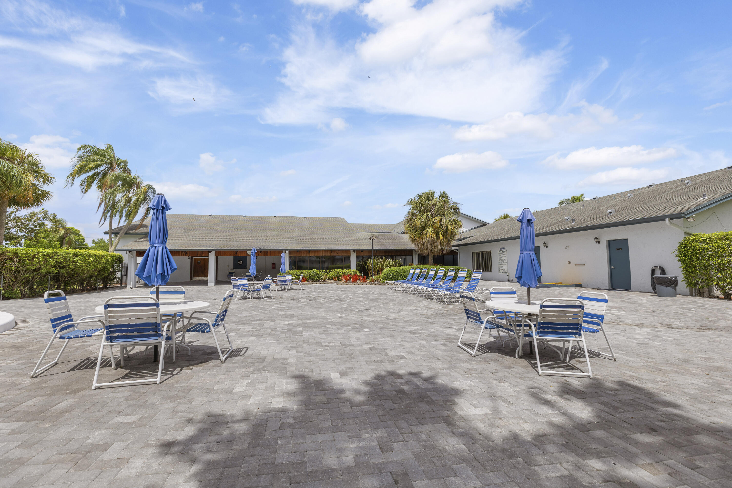 3 OF PALM SPRINGS 2 CONDO - Residential Lease