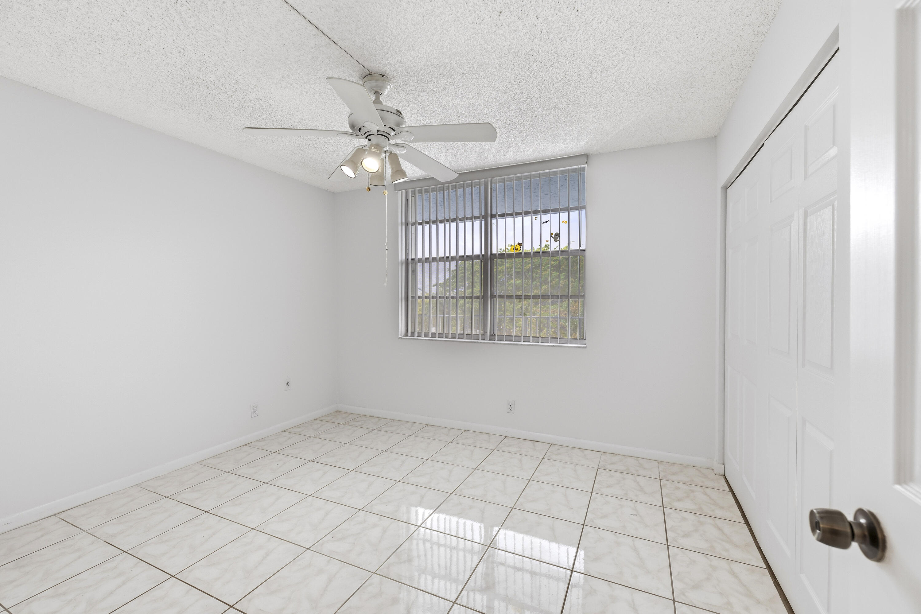 3 OF PALM SPRINGS 2 CONDO - Residential Lease