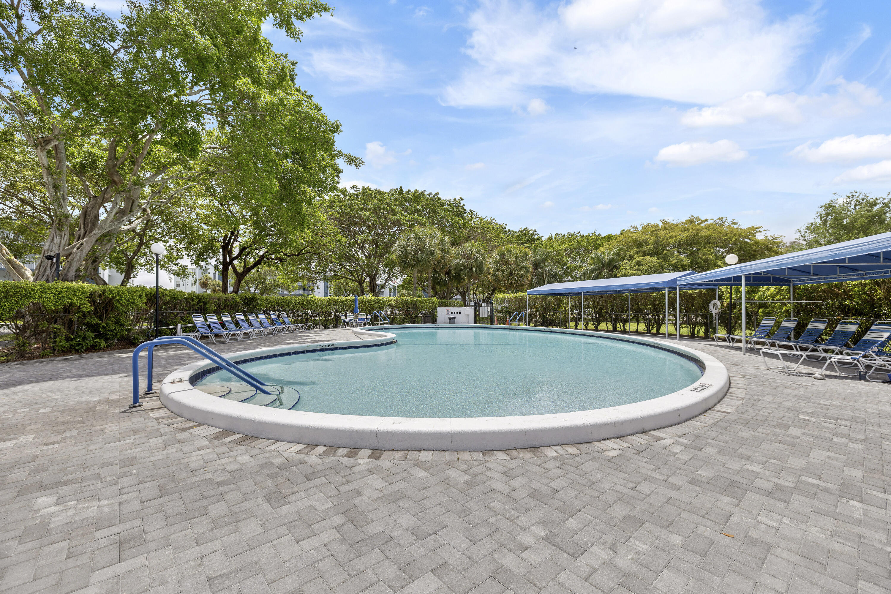3 OF PALM SPRINGS 2 CONDO - Residential Lease