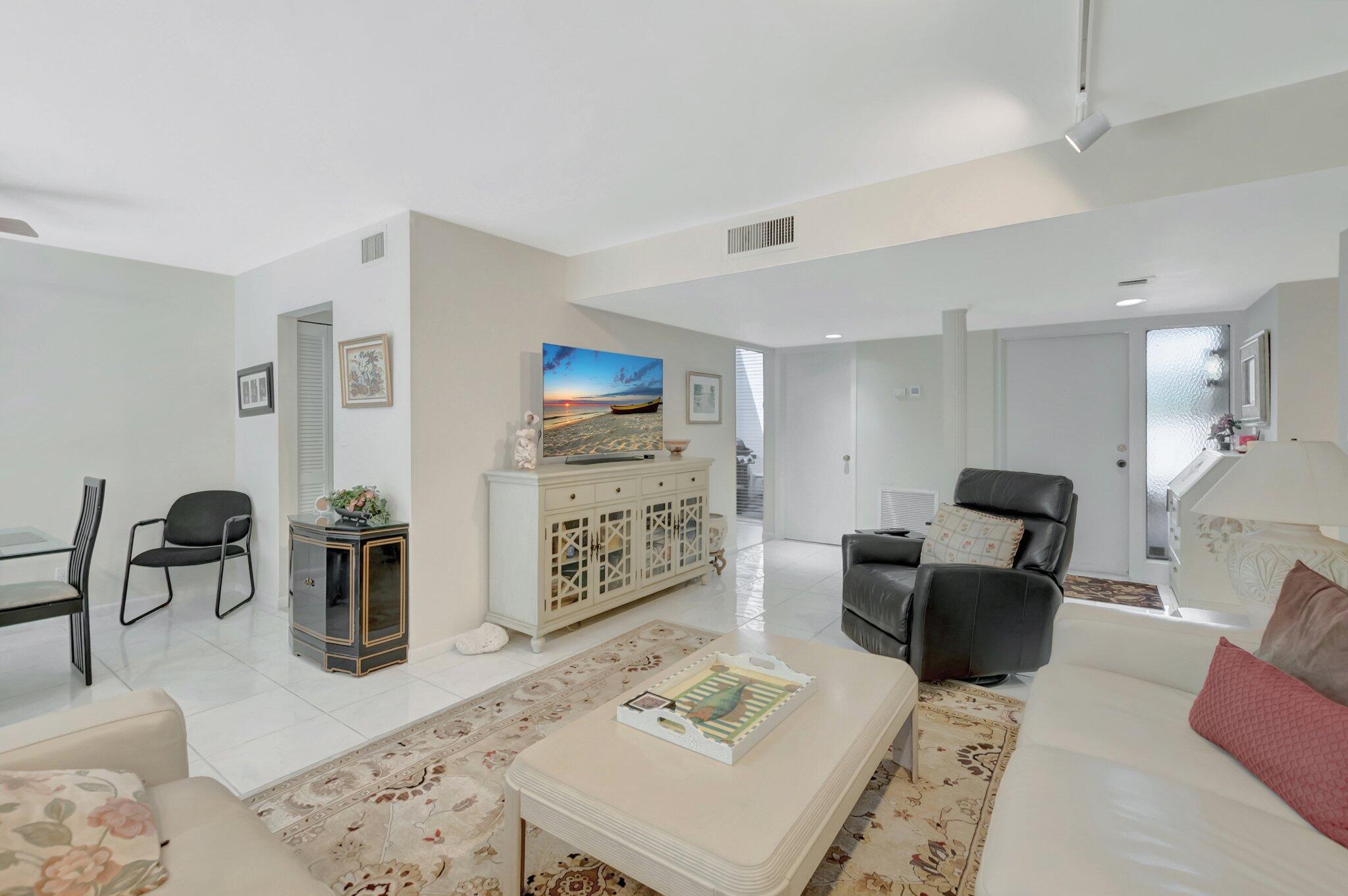 Pinelake - Residential Lease