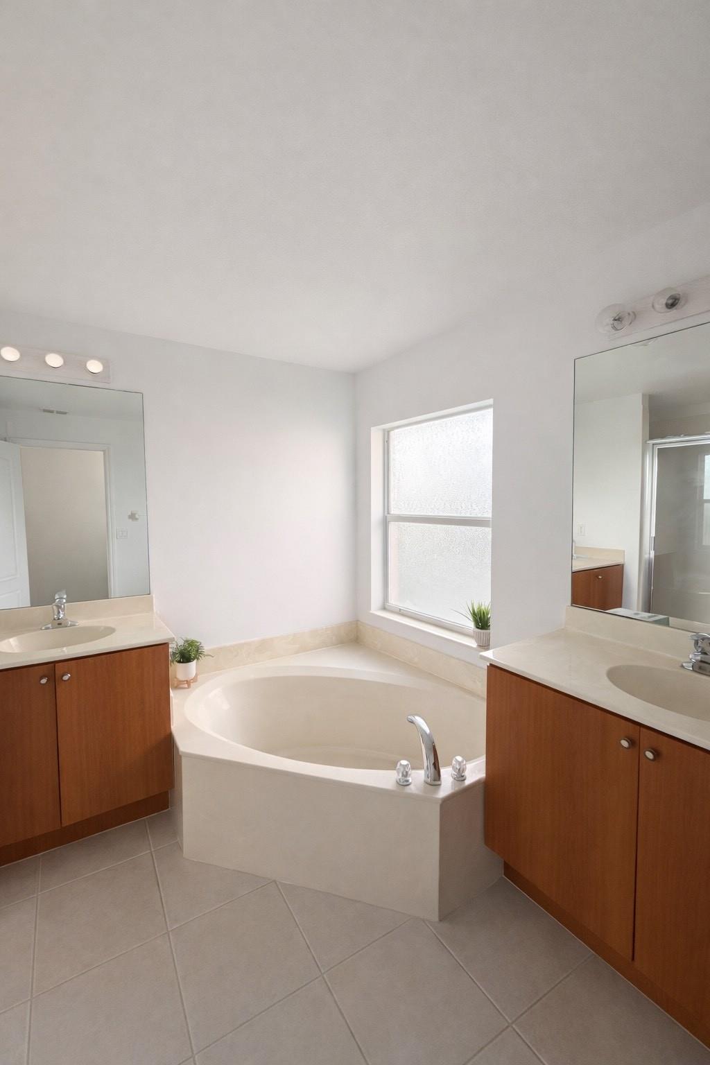 SEMINOLE PALMS - Residential Lease