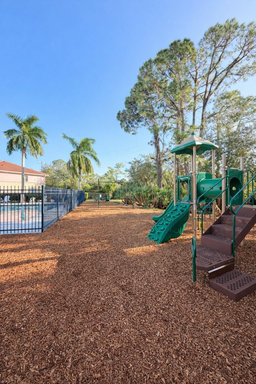 SEMINOLE PALMS - Residential Lease