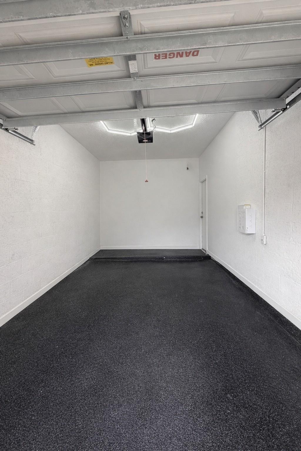 SEMINOLE PALMS - Residential Lease