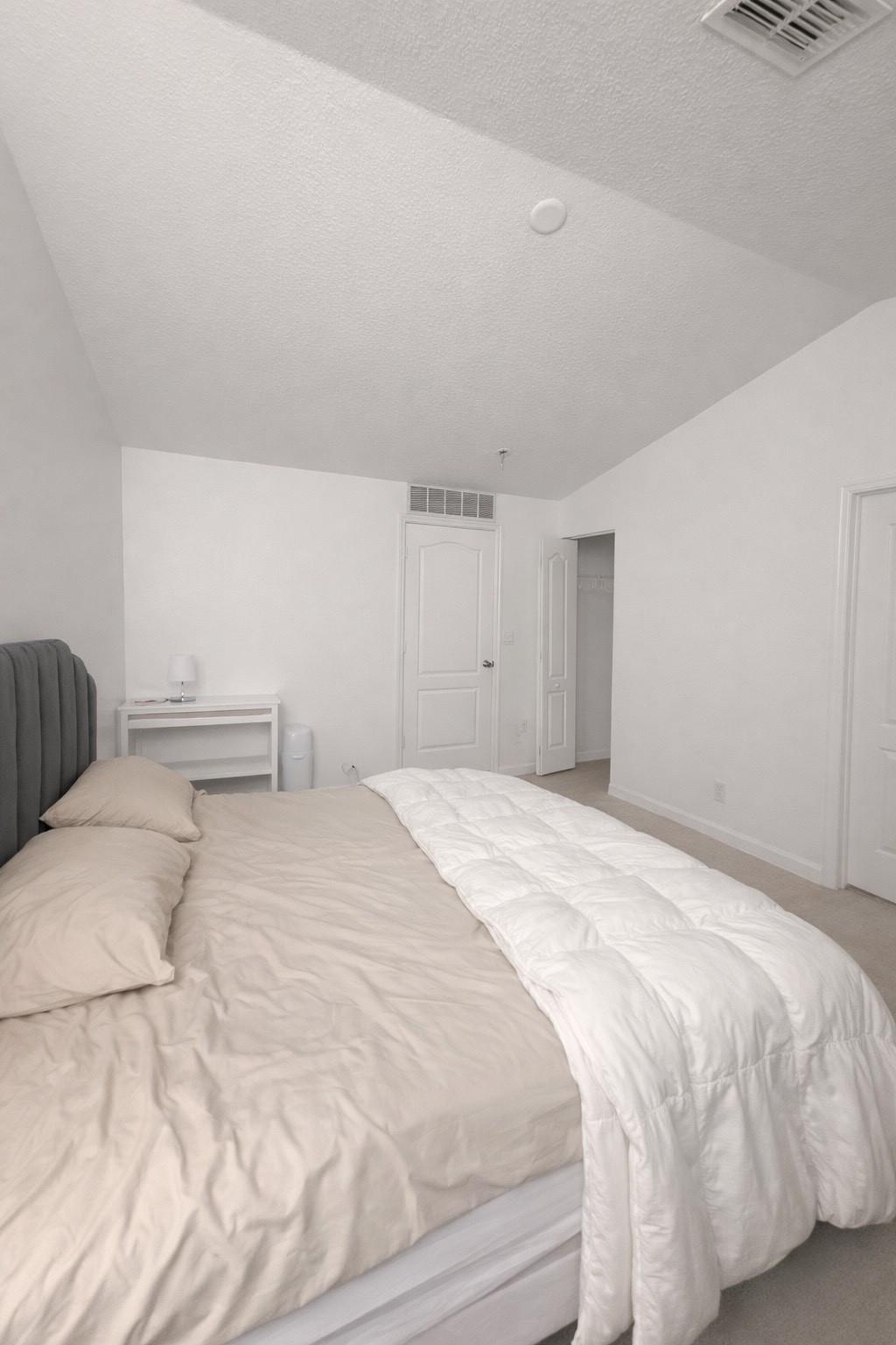 SEMINOLE PALMS - Residential Lease