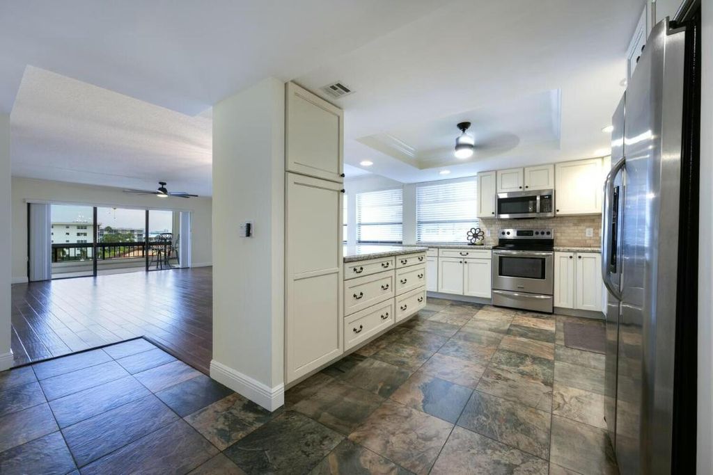 Photo of 1036 Us Highway 1 #315, North Palm Beach, FL 33408 (MLS # R11076218)