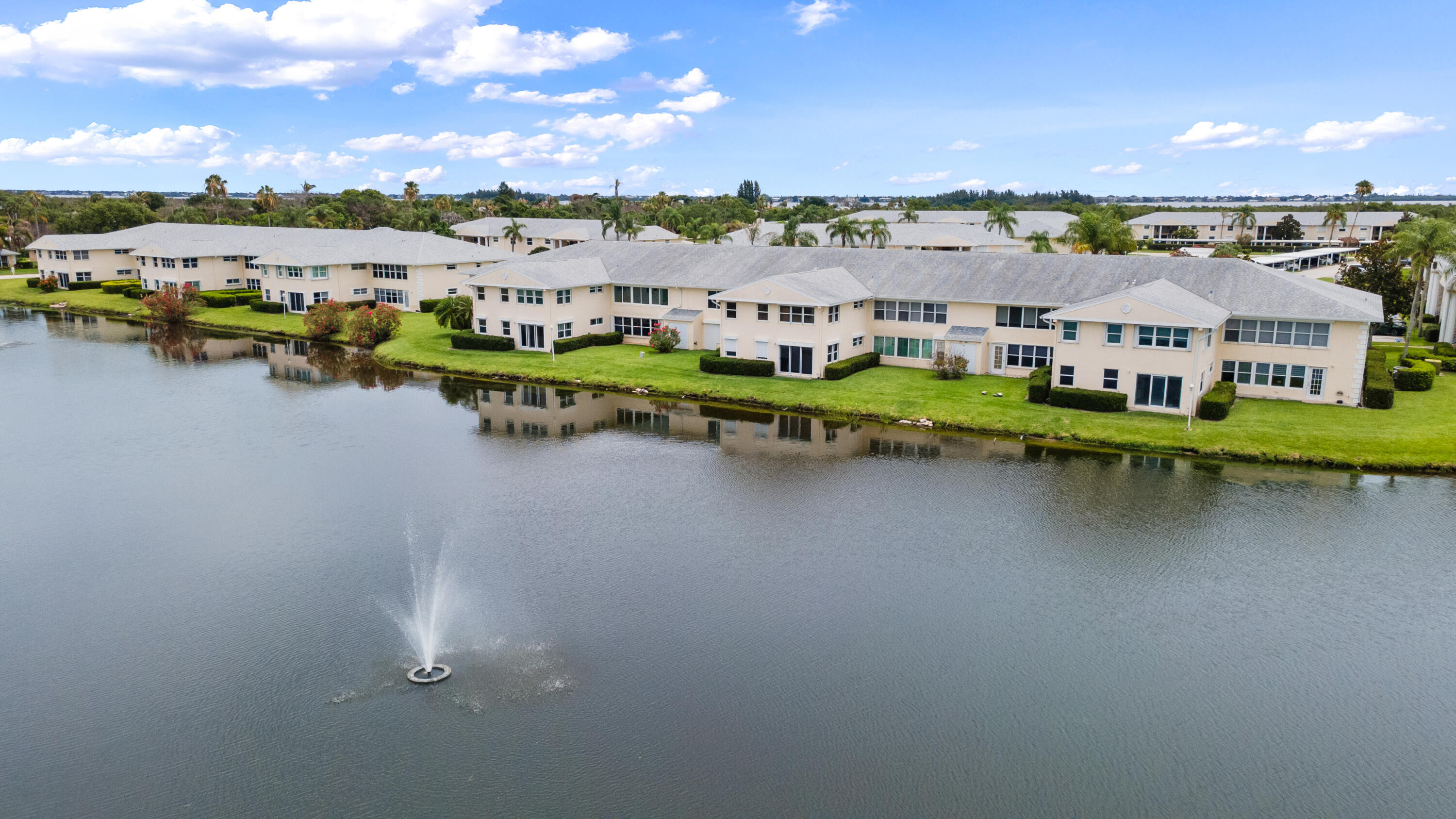 625 W Lake Jasmine Circle 108